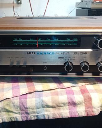 Sintoamplificatore Akai