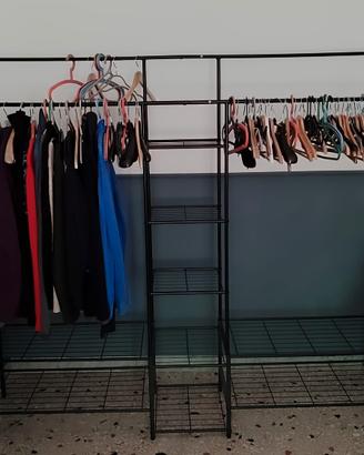 stand abbigliamento 