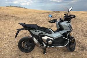 Honda XADV 2021 con 26000 km