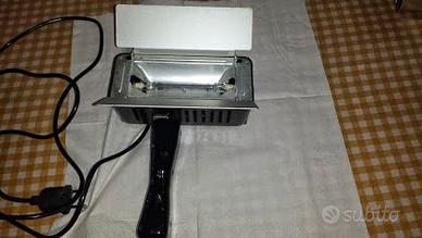 VECCHIA LAMPADA ( ALOGENA x FOTO e FILM )