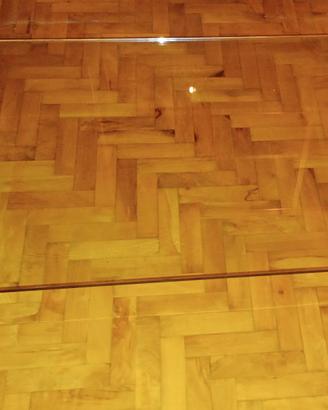 Tavolino cristallo curvato