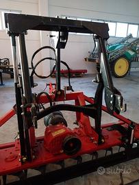 Attacco per seminatrice combinata