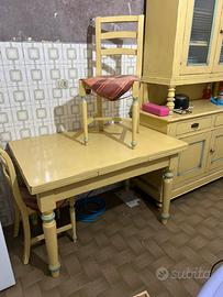 Credenza due ante piu tavolo in legno massello