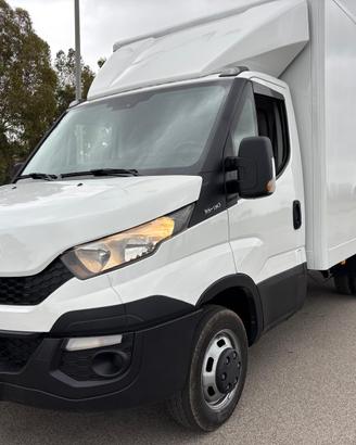 IVECO DAILY GEMELLATO con Sponda 35/140 EURO 5