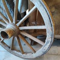 Ruote carro antiche