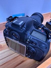 Nikon D800 + VR 28/300 Nuova!!!!