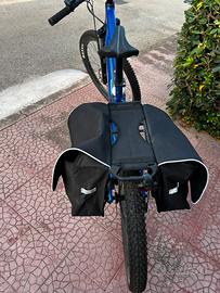 Bicicletta GIANT  pedalata assistita