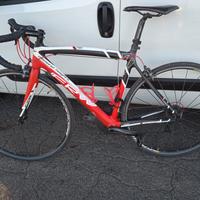 bici da corsa carbonio