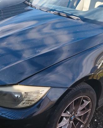 BMW serie 3 316 per pezzi di ricambio anno 2010
