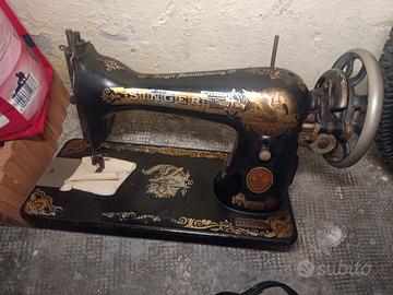 Macchina da cucire Singer primi 900