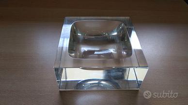 Posacenere in vetro trasparente