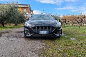 Ford focus 4 serie 1.5 eco Blue 120cv st line 