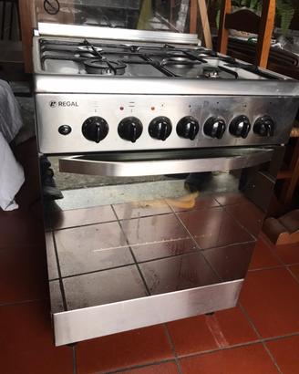 Cucina a gas Regal con forno elettrico