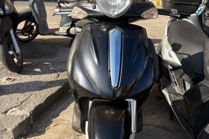 Piaggio Beverly 500 Tourer ie