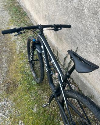 Canyon LUX CF 6  2023 Taglia S