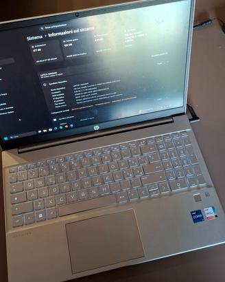 HP Pavilion 15 (i7-1195G7 / 8GB / SSD 512GB)