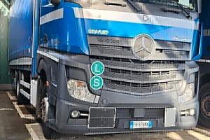 AUTOCARRO MERCEDES 2545