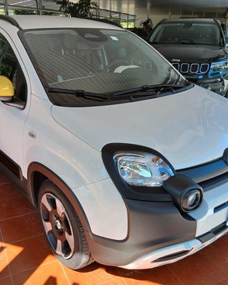Fiat Panda Pandina 1.0 FireFly 65 CV Hybrid Cross