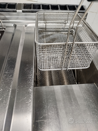 Attrezzature per ristorazione friggitrice piastra