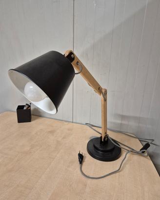 lampada da scrivania 