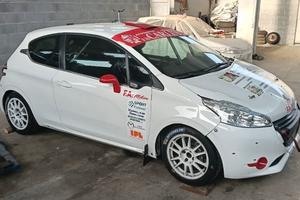 Peugeot 208 r2