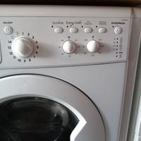 Lavatrice Indesit 6kg A+