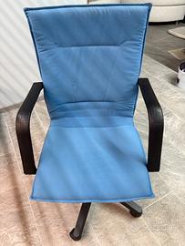 Sedia da ufficio in tessuto blu