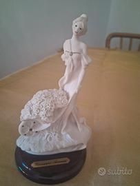 statuina in porcellana biscuit di Giuseppe Armani