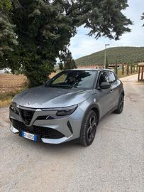 Alfa Romeo Junior in colore Grigio Vesuvio/Ades/Gr
