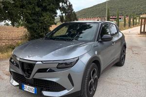 Alfa Romeo Junior in colore Grigio Vesuvio/Ades/Gr