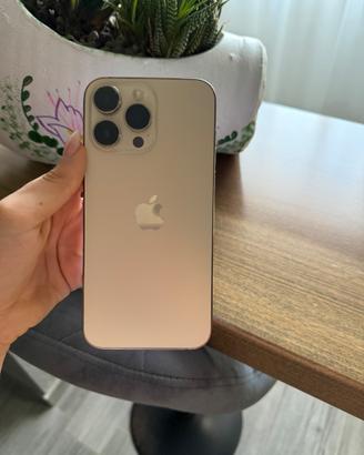 IPhone 14 Pro color oro