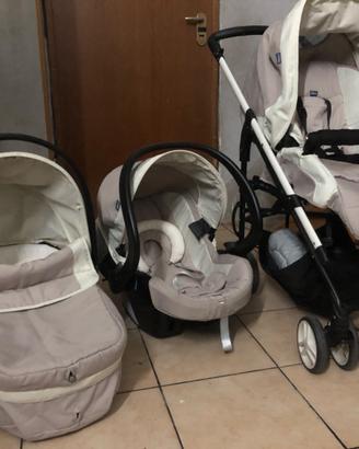 Passeggino trio Chicco My City