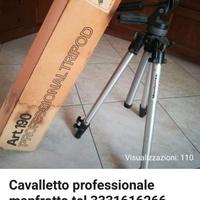 Cavalletto fotografico Manfrotto