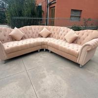 Nuovo Divano Chesterfield ad Angolo