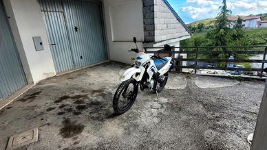 malaguti x3m 125cc 2015 8000km neopatentati/bassa 