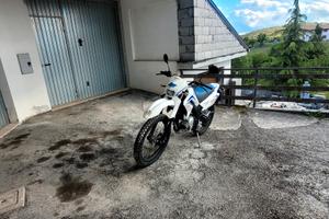 malaguti x3m 125cc 2015 8000km neopatentati/bassa 