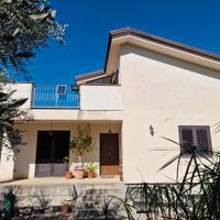 Casa villa e terreno