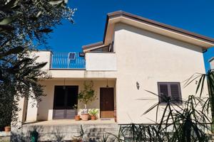 Casa villa e terreno