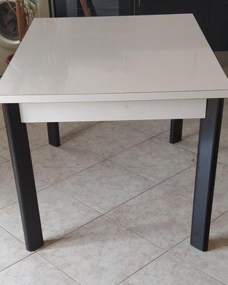 TAVOLO IN FORMICA BIANCO