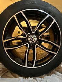 Cerchi Aftermarket 17” con pneumatici pirelli wint