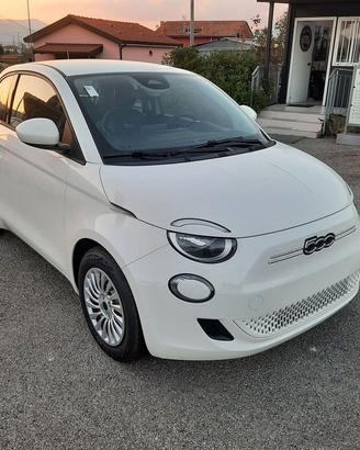 FIAT 500 Action Berlina 190 24 KWH