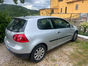 Volkswagen Golf 2.0 TDI 110CV DPF 3p. Trendline