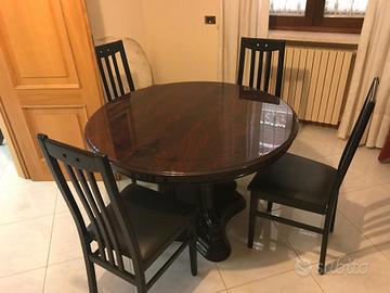 tavolo tondo estensibile in legno laccato