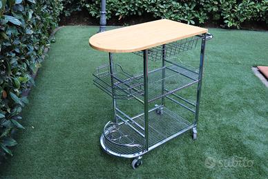 Carrello portavivande in metallo con ripiano in le