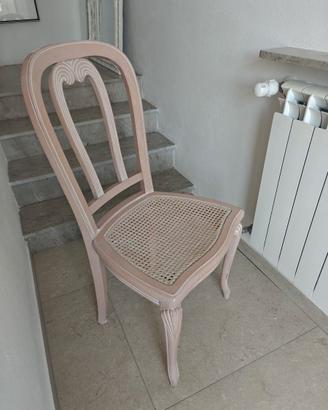 Sedia e appendiabiti