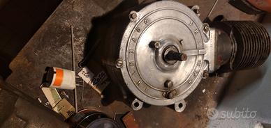 motore Triumph epoca 