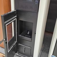 Stufa a Pellet 8kw 10kw da 650euro Termostufa 2400