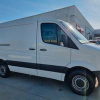 Volkswagen CRAFTER COIBENTATO TRASPORTO PANE PRODO