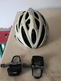 CASCO E PEDALI 