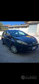 FORD Fiesta 6ª serie - 2011